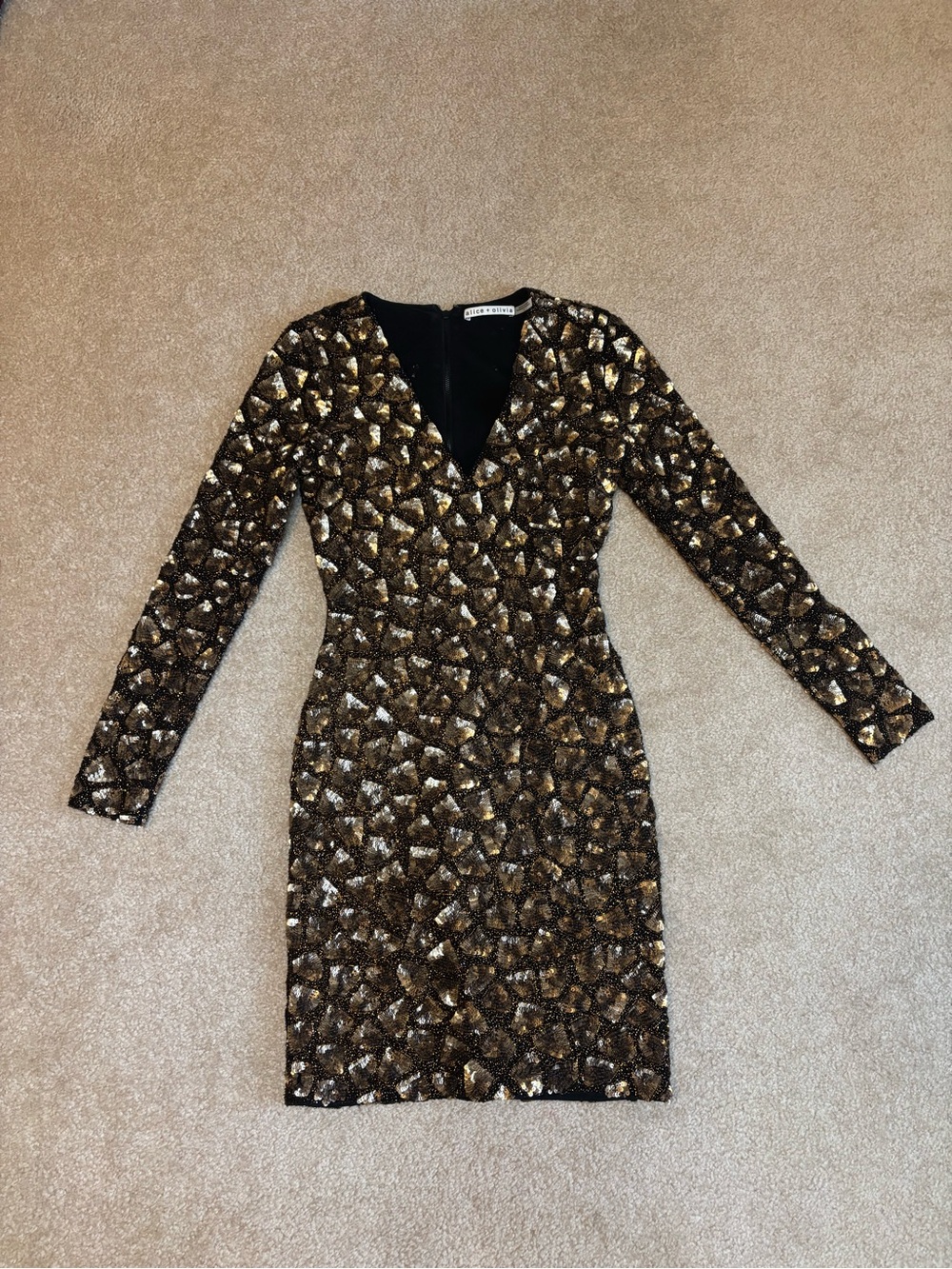 ALICE AND OLIVIA (worn once) Metallic Gold Sequin Long-Sleeve V-Neck Dress